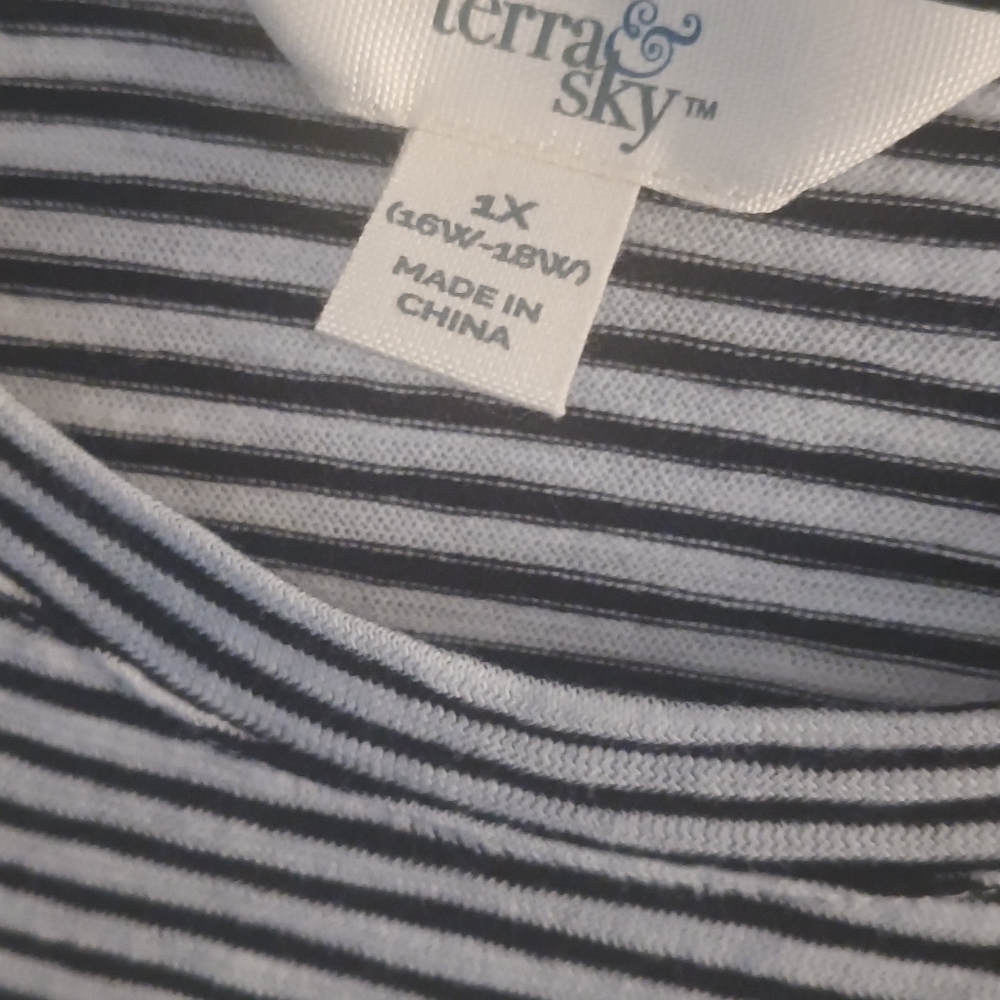 Women's XL Stripped Shirt - Picture 3 of 4
